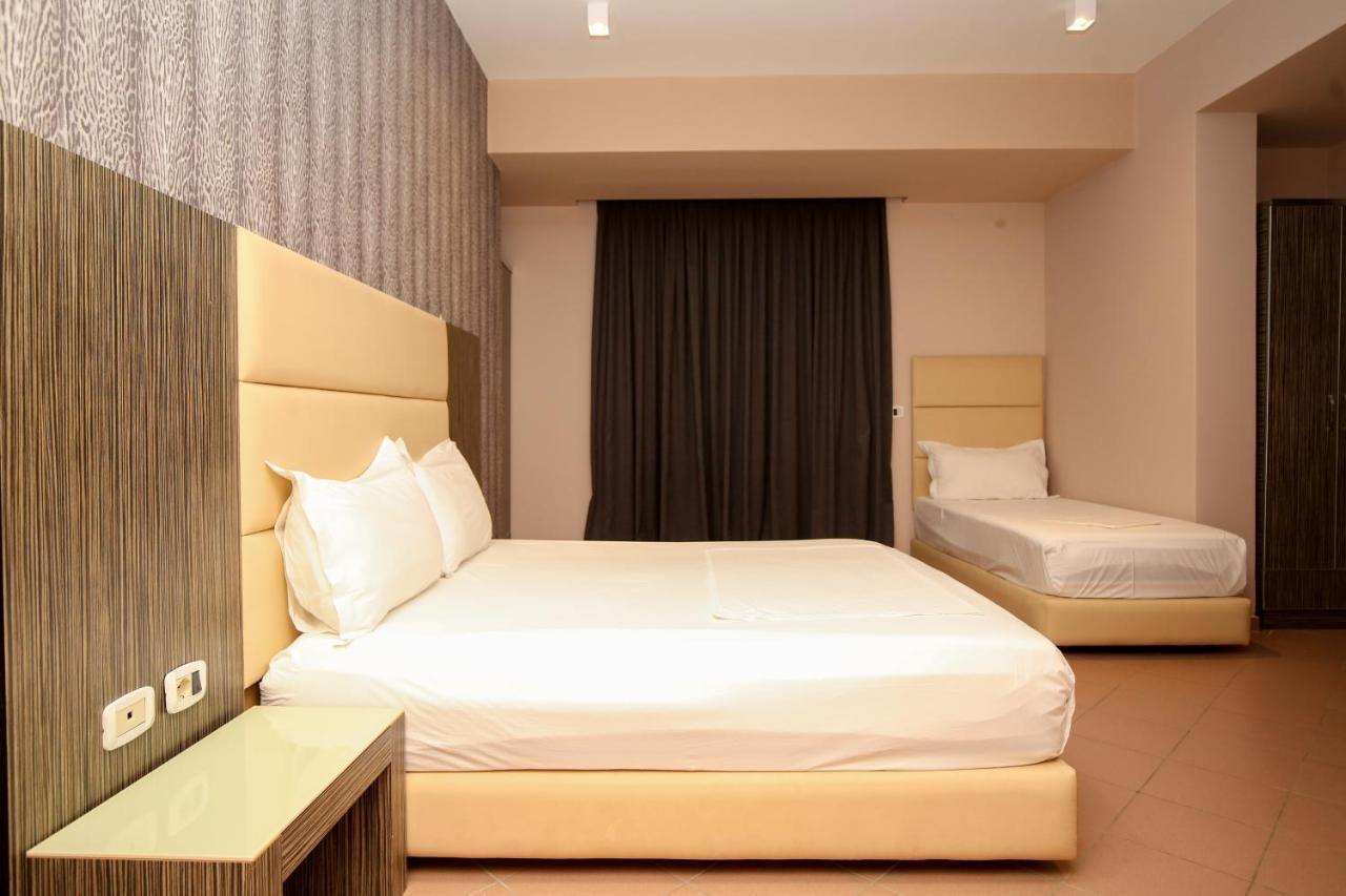 Hotel Aliko Vlore Exterior photo