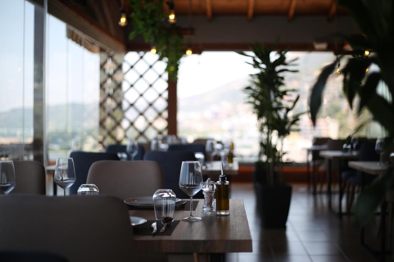 Hotel Aliko Vlore Exterior photo
